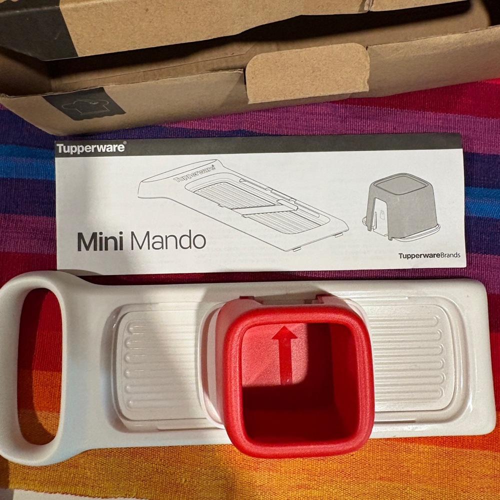 Tupperware Mini Mando in White and Red
